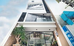 Dolphin Hotel Nha Trang